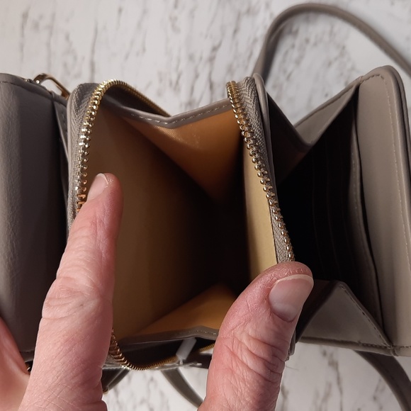 Women's cross body phone bag - Picture 4 of 6